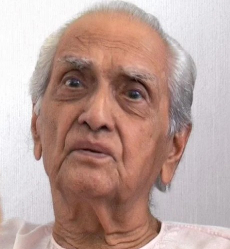 श्री रमेश बालसेकर